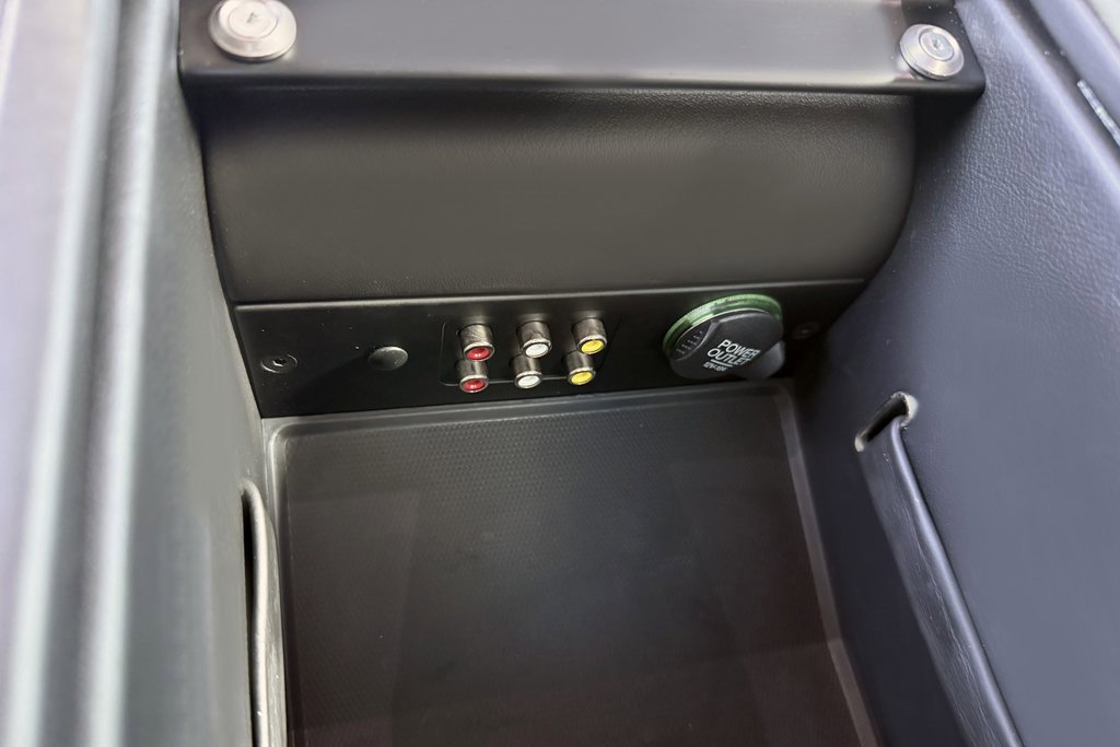 Used 2012 Aston Martin Rapide image 24