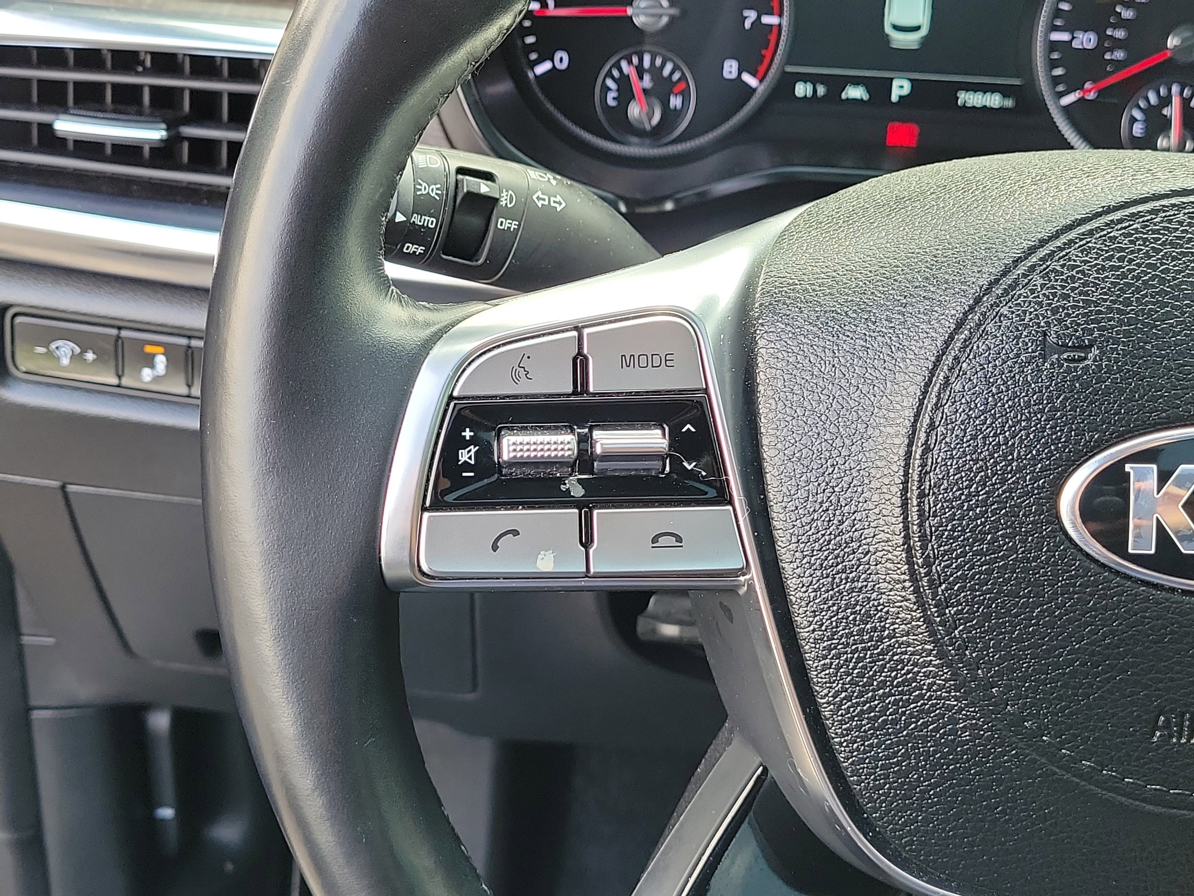 Used 2021 Kia Telluride SX w/ SX Prestige Package image 23