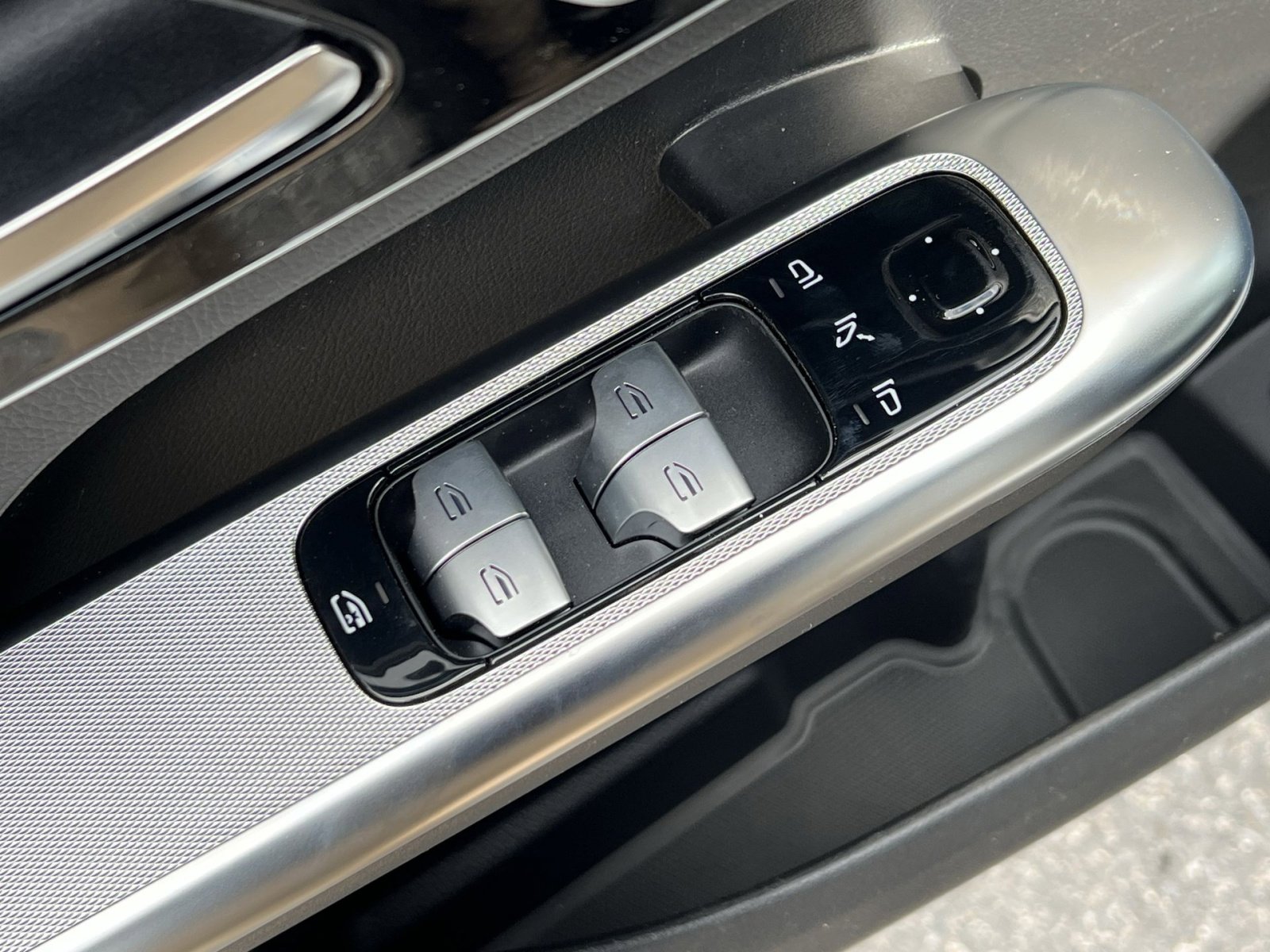 New 2026 Mercedes-Benz GLC 300 4MATIC image 13