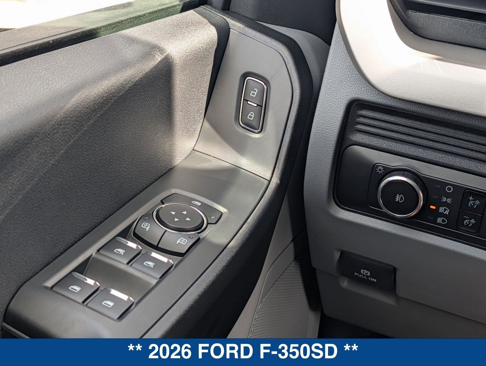 New 2026 Ford F350 XL w/ XL Chrome Package RWD image 24