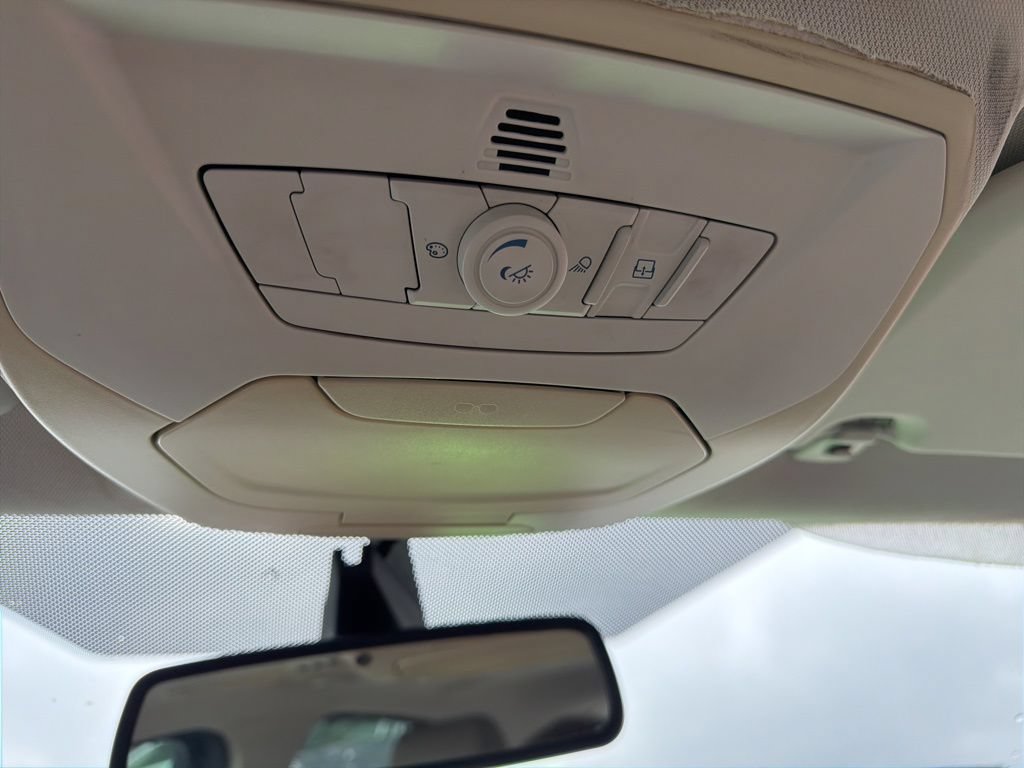 Used 2012 Ford Focus SEL FWD image 24