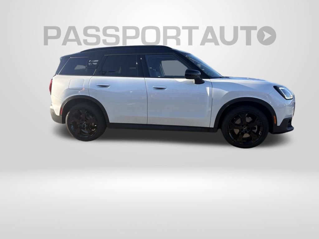 Used 2025 MINI Cooper Countryman S w/ Comfort Package Max image 5