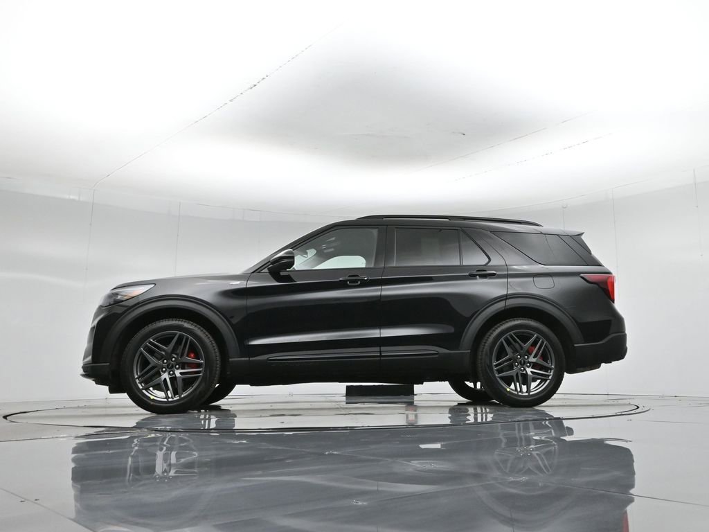 New 2026 Ford Explorer ST-Line w/ ST-Line Street Pack image 7