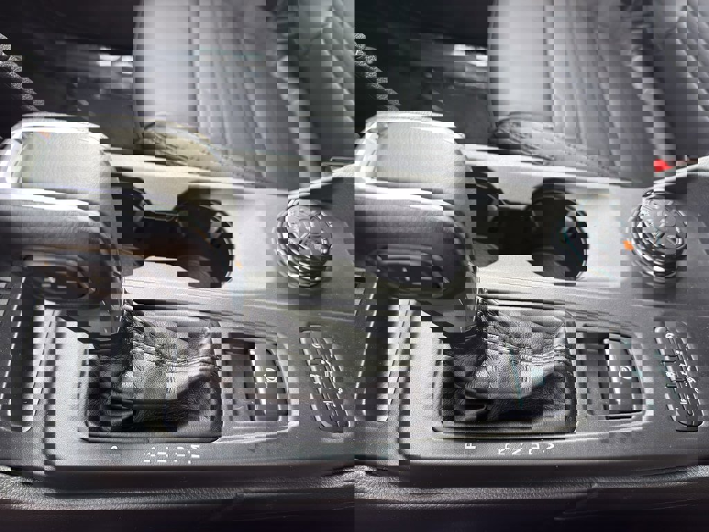 New 2025 Ford Ranger Lariat w/ FX4 Off-Road Package image 30