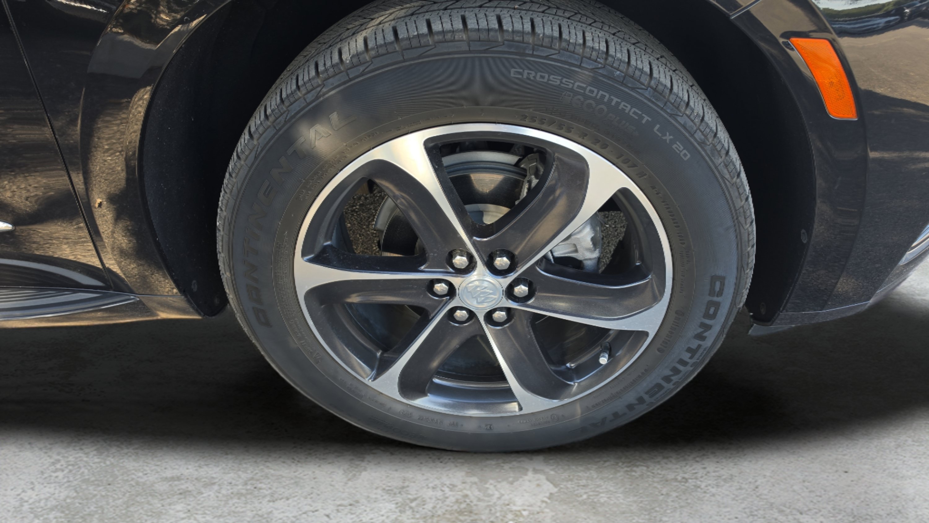 Used 2022 Buick Enclave Premium w/ LPO, Touring Package FWD image 26