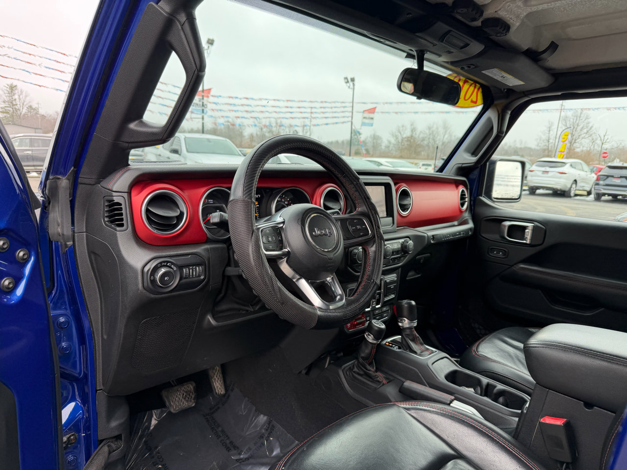 Used 2018 Jeep Wrangler Unlimited Rubicon w/ Safety Group image 13