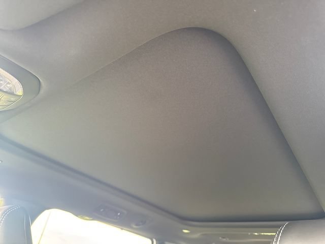 New 2027 Chrysler Pacifica Limited w/ S Appearance Package FWD image 29