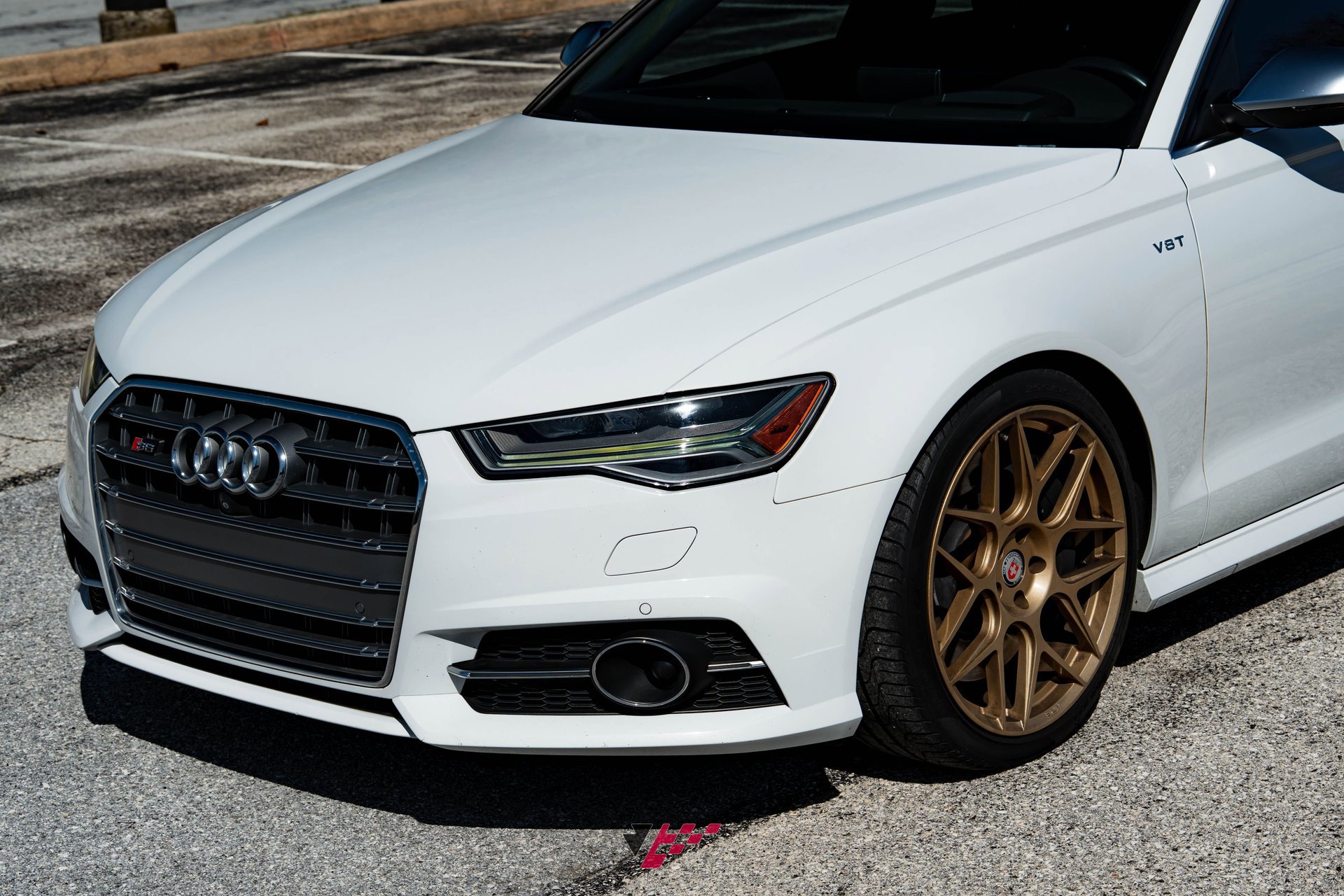 Used 2016 Audi S6 Prestige w/ Prestige Package image 6