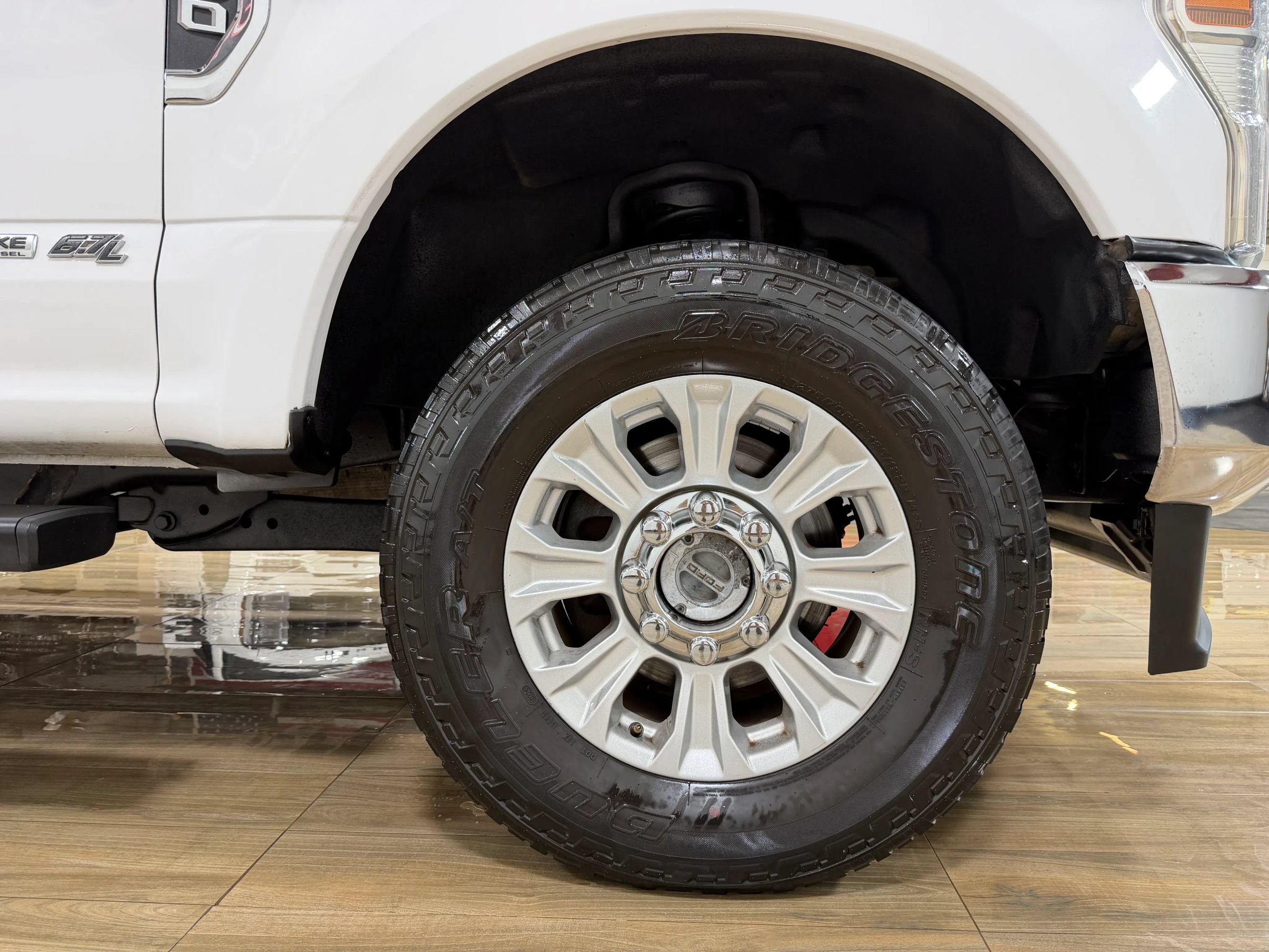 Used 2022 Ford F250 XLT w/ XLT Value Package AWD/4WD image 5
