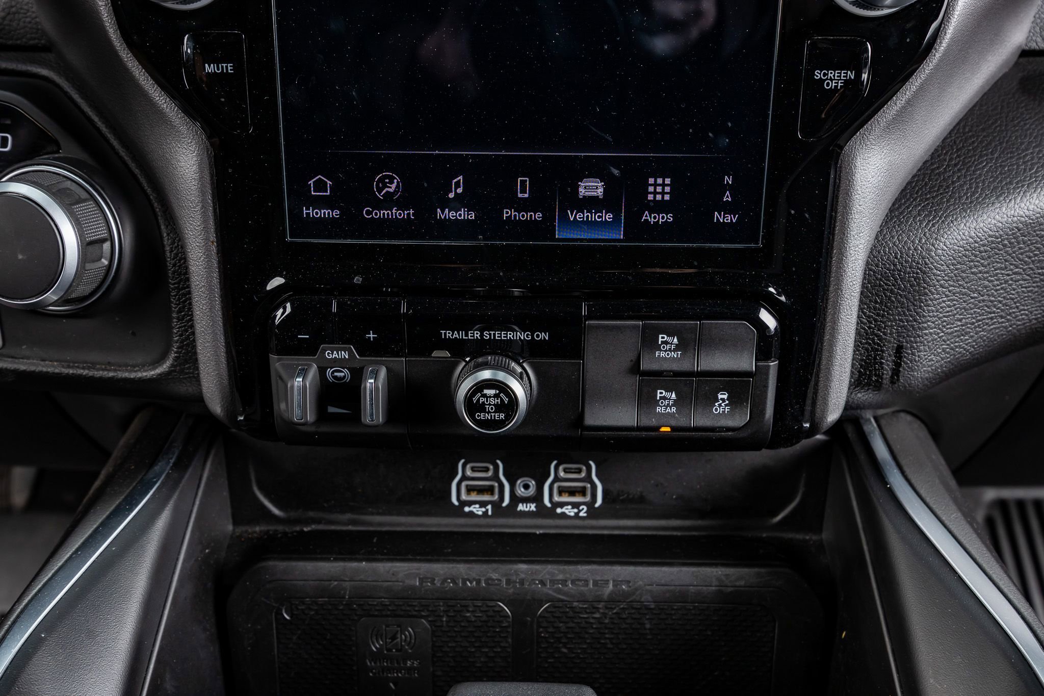 Used 2025 RAM 1500 Lone Star image 24