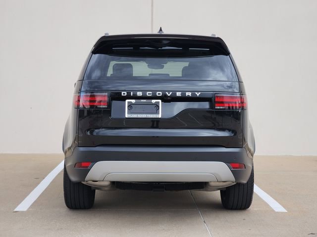 Used 2025 Land Rover Discovery S image 6