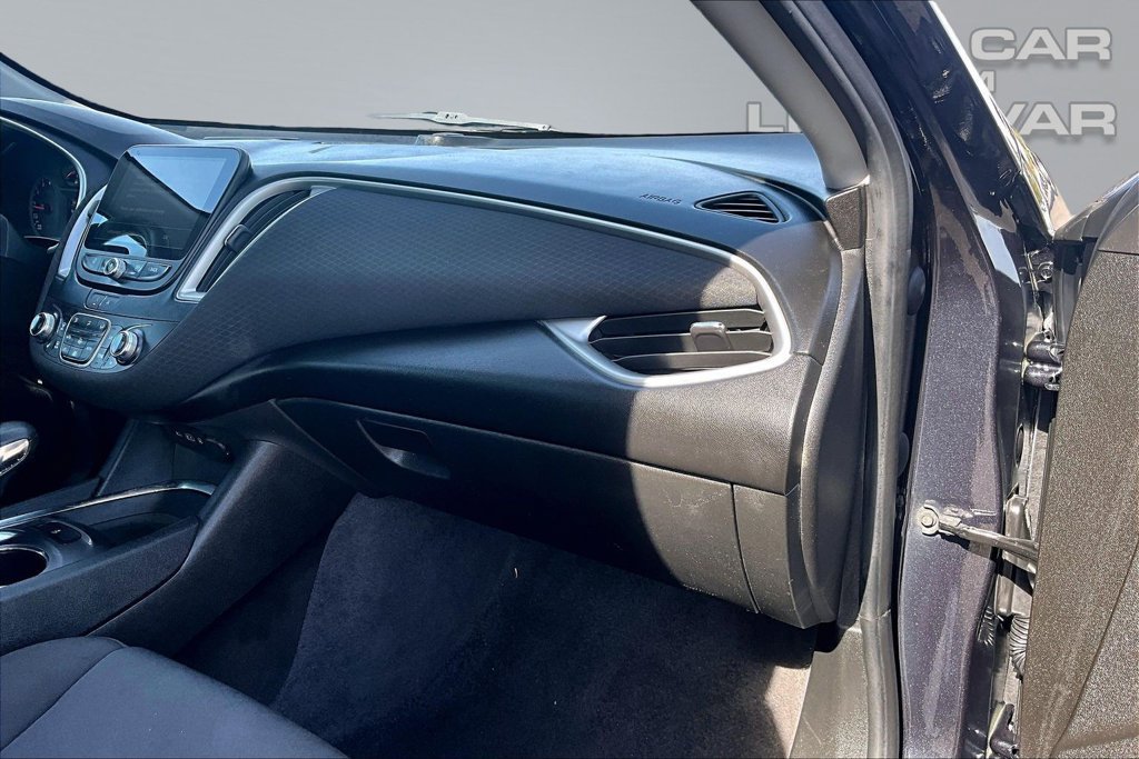 Used 2023 Chevrolet Malibu LT FWD image 17