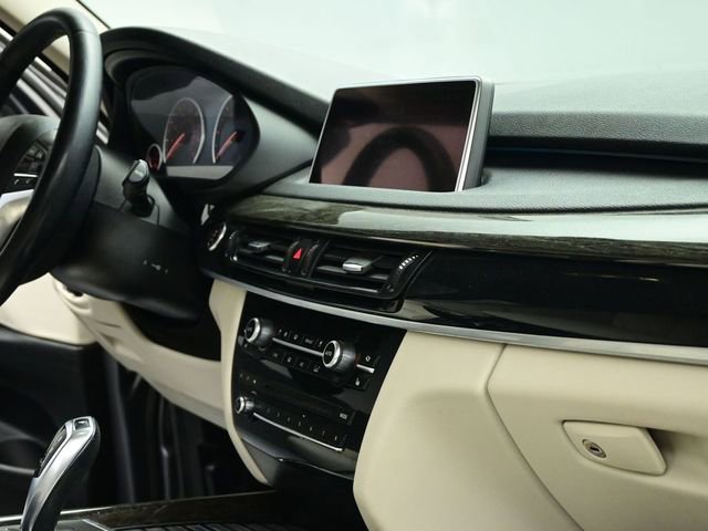 Used 2015 BMW X5 xDrive35d image 62