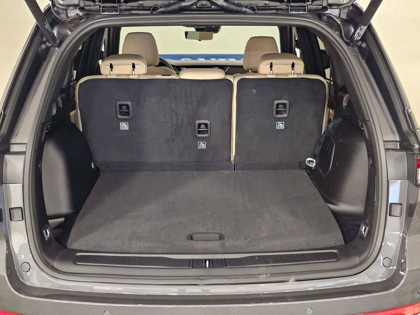 New 2025 Jeep Grand Cherokee Limited w/ Luxury Tech Group II image 43