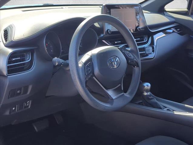 Used 2019 Toyota C-HR LE image 7
