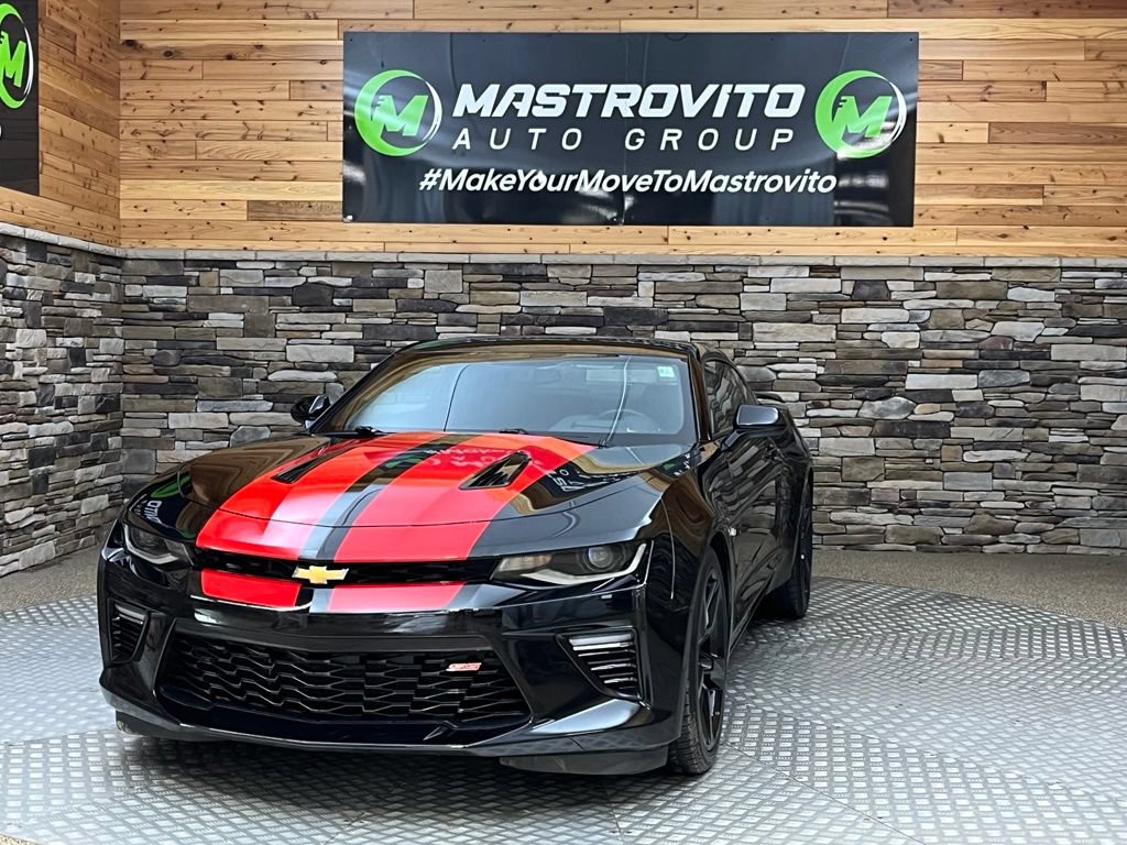 Used 2016 Chevrolet Camaro SS RWD image 6