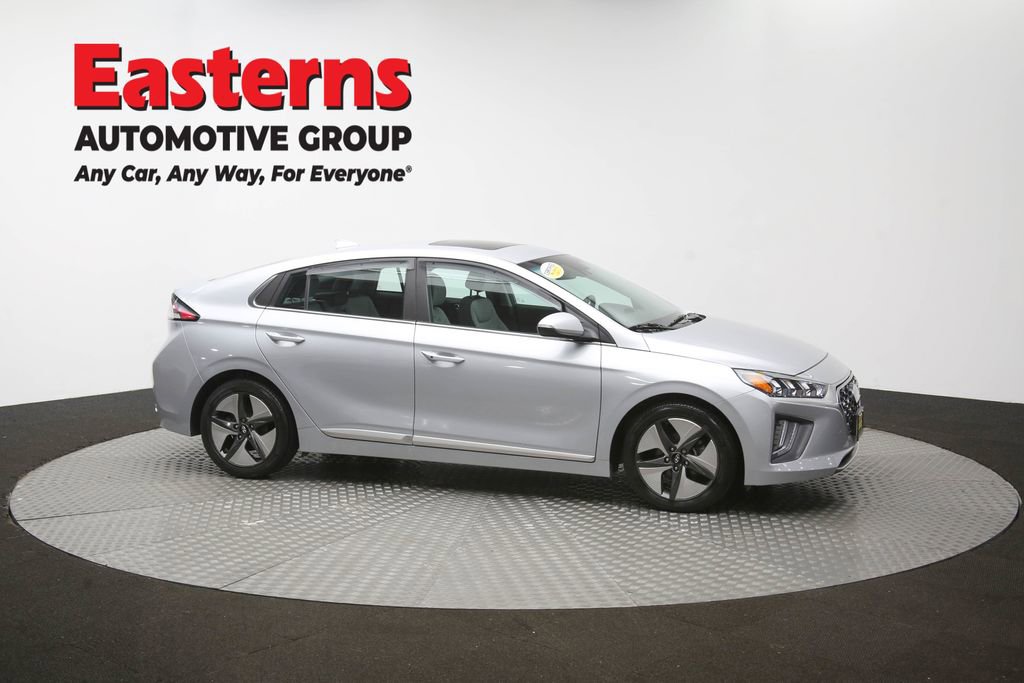 Used 2022 Hyundai Ioniq SEL FWD image 46