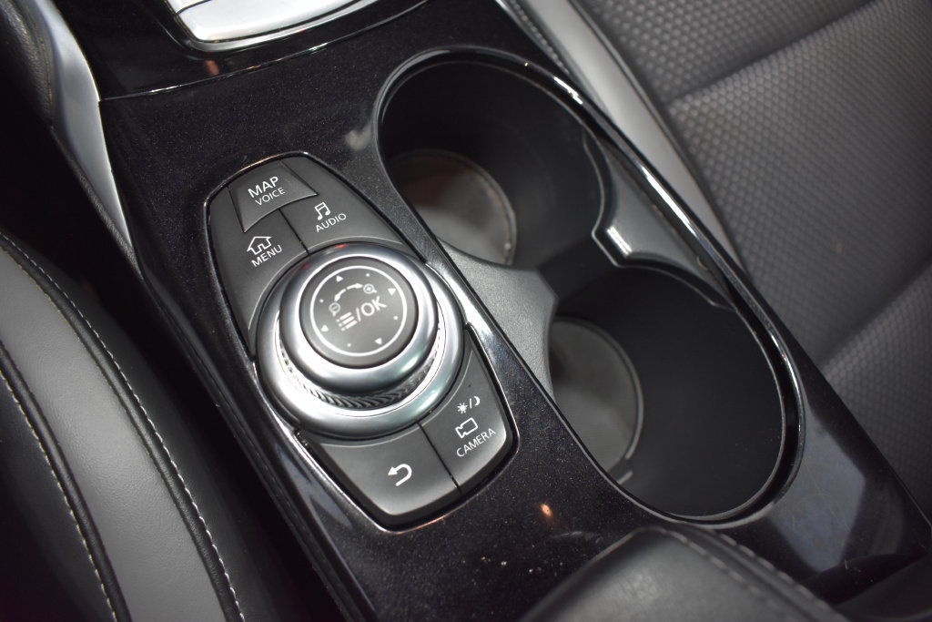 Used 2019 INFINITI QX30 AWD w/ Navigation Package image 20