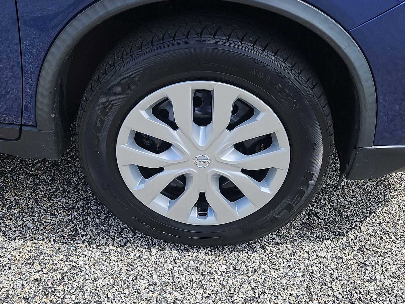 Used 2018 Nissan Rogue S AWD/4WD image 18