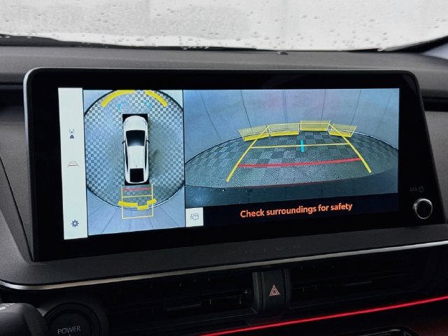 New 2027 Toyota Prius Plug-In Hybrid FWD image 13