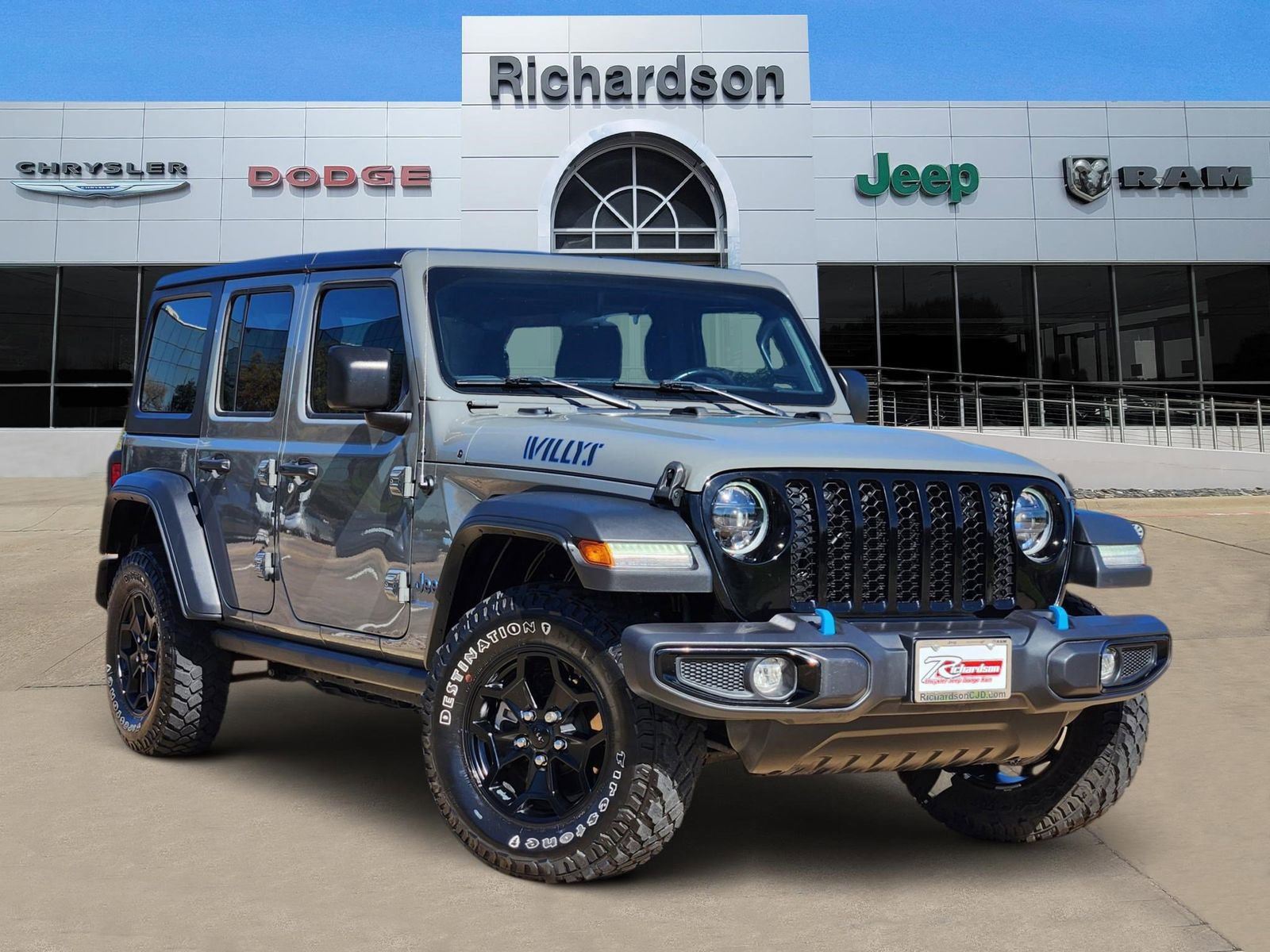 Used 2023 Jeep Wrangler Unlimited w/ Cold Weather Group