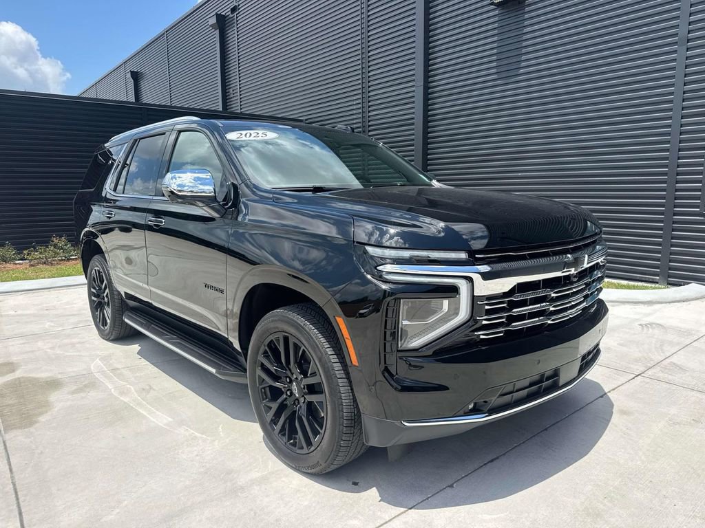 Used 2025 Chevrolet Tahoe Premier RWD image 9