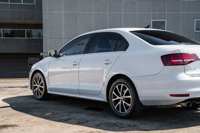 Used 2017 Volkswagen Jetta SE image 48