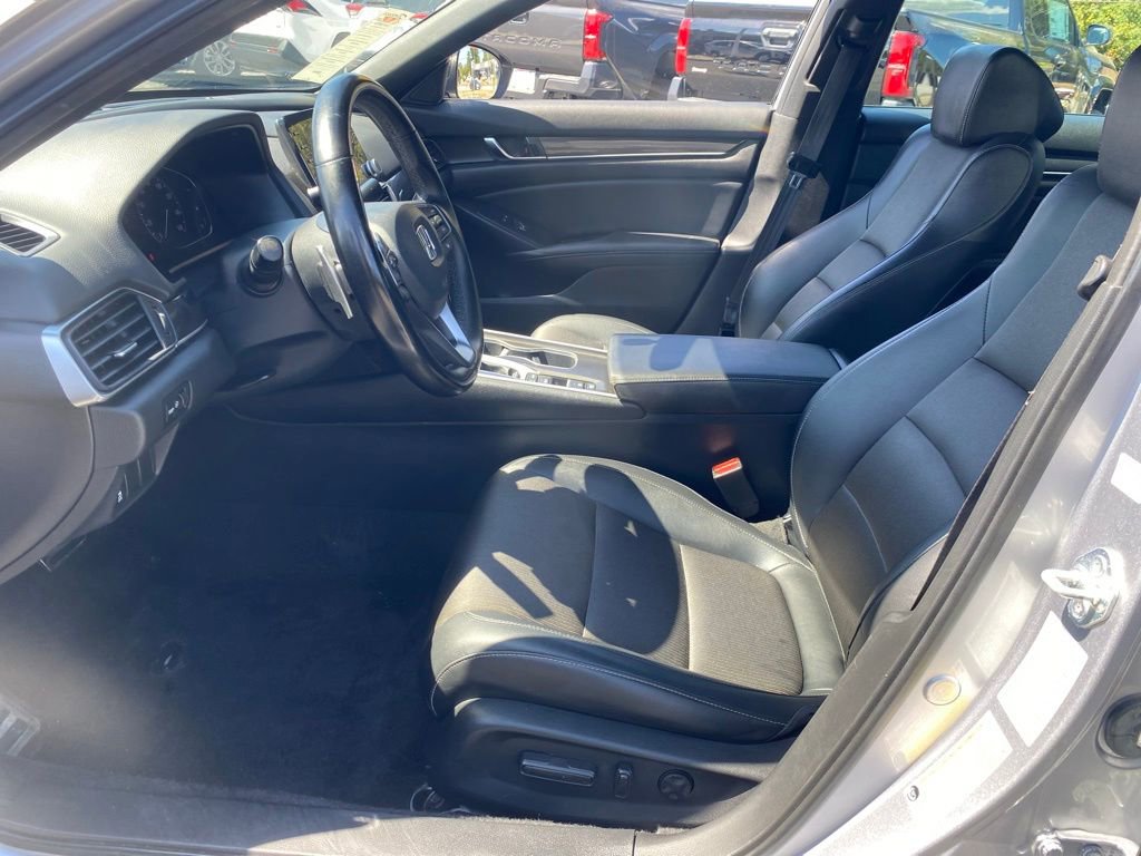 Used 2022 Honda Accord Sport image 6
