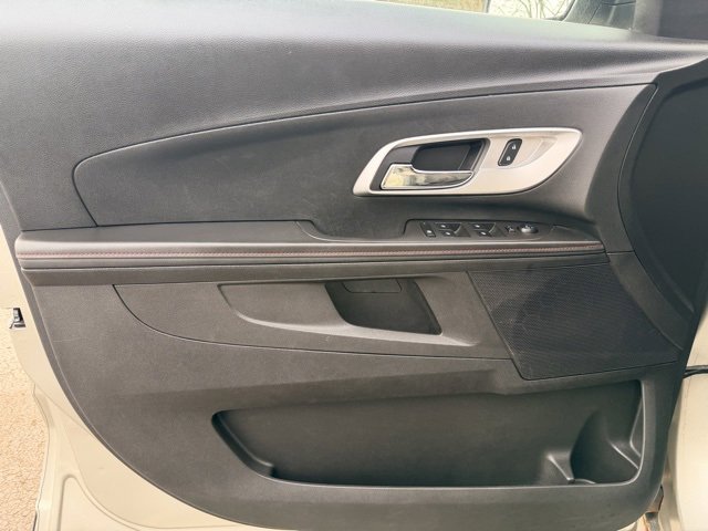 Used 2014 Chevrolet Equinox LT w/ Driver Convenience Package image 17