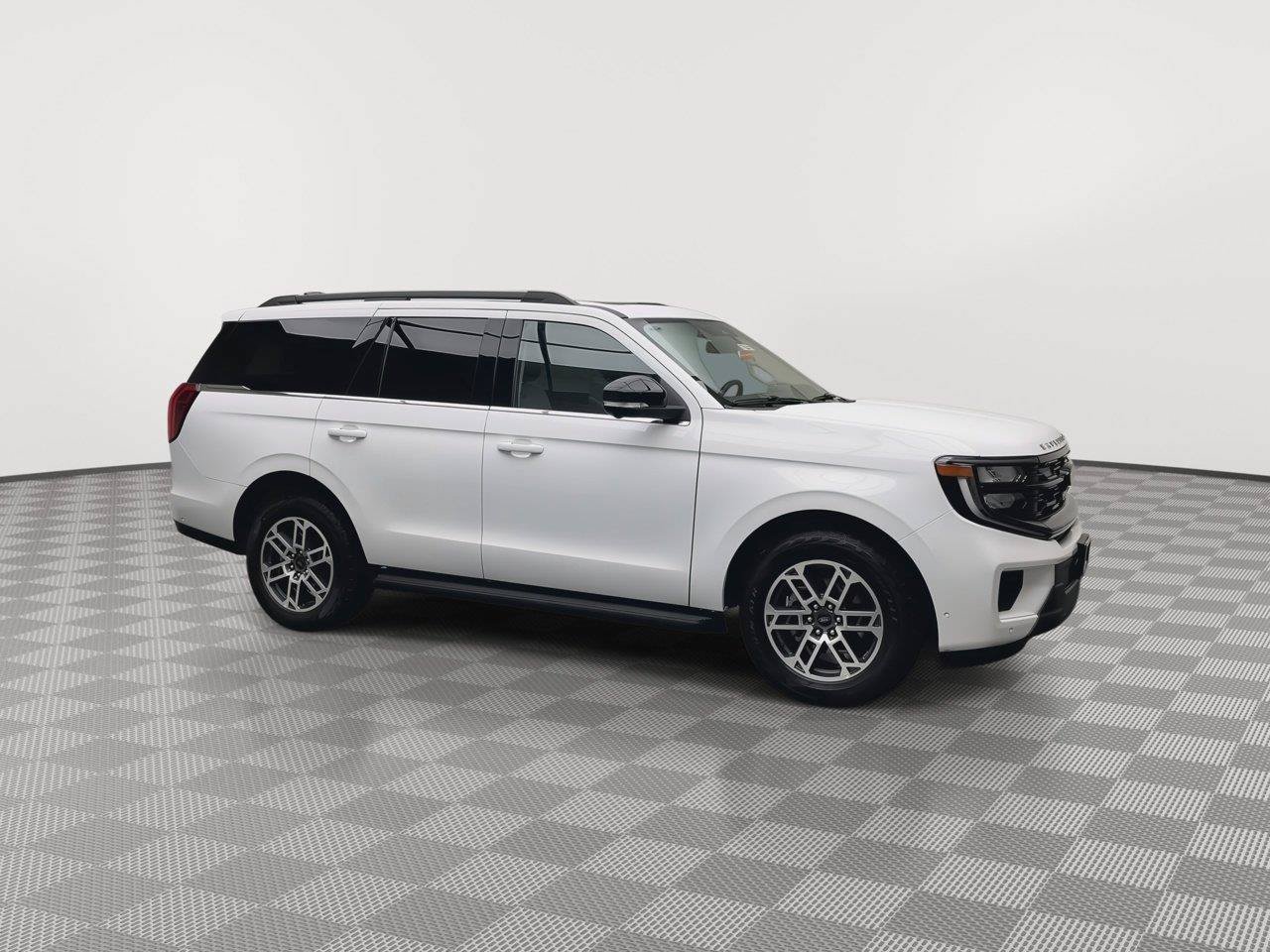 Used 2025 Ford Expedition Active AWD/4WD image 48