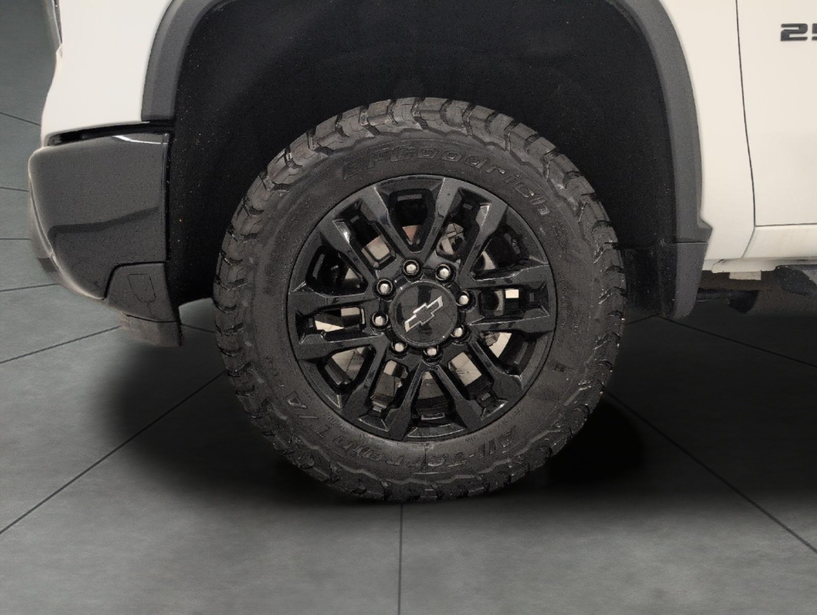 Certified 2025 Chevrolet Silverado 2500 LTZ w/ LTZ Plus Package AWD/4WD image 3