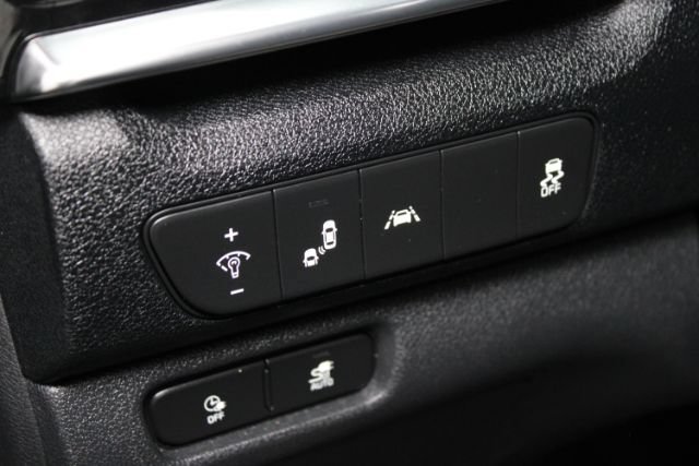 Used 2022 Kia Niro EX FWD image 16