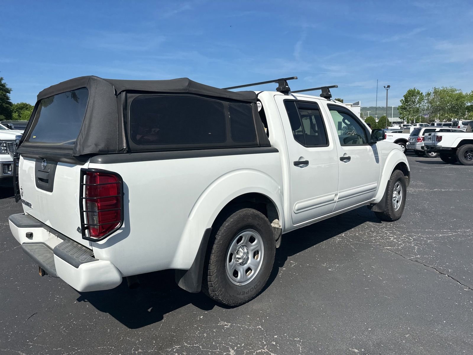 Used 2020 Nissan Frontier S image 3