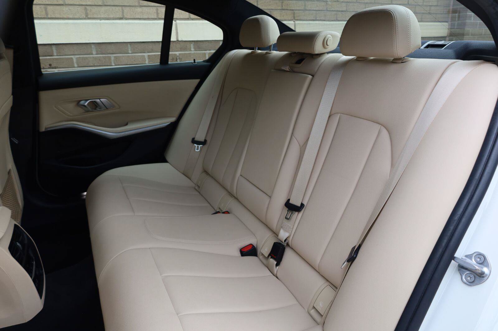 Used 2020 BMW 330i Sedan w/ Premium Package RWD image 24