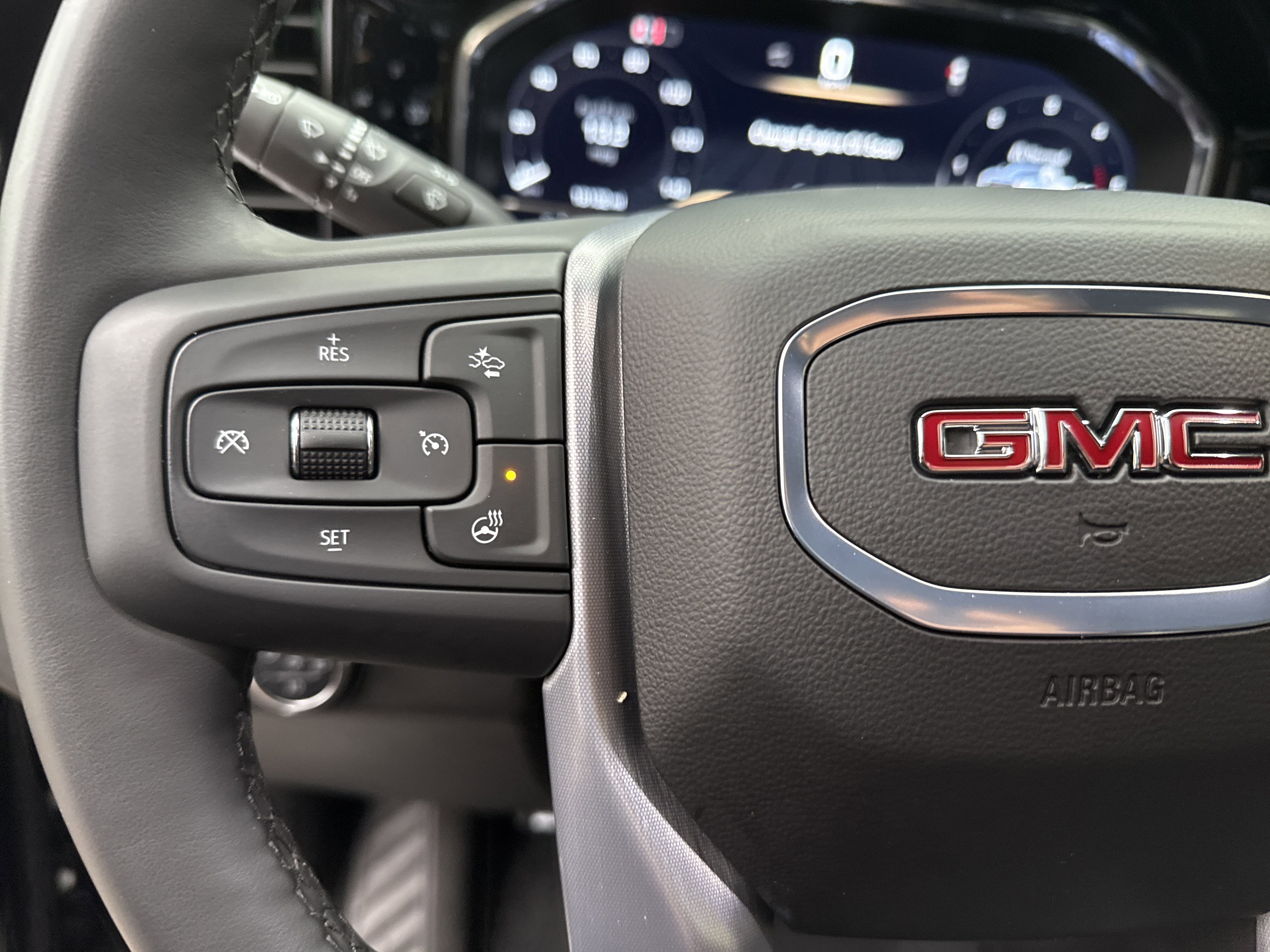 Used 2025 GMC Sierra 2500 SLT image 25