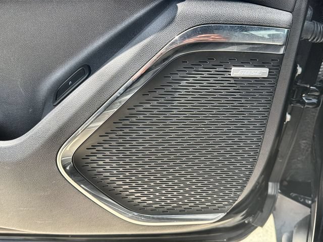 Used 2026 GMC Acadia Elevation w/ Elevation Premium Package FWD image 23