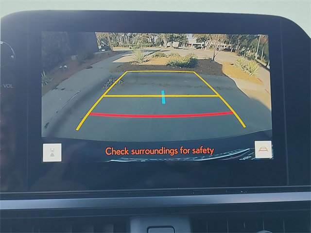 Used 2024 Lexus UX 250h FWD w/ Premium Package image 18