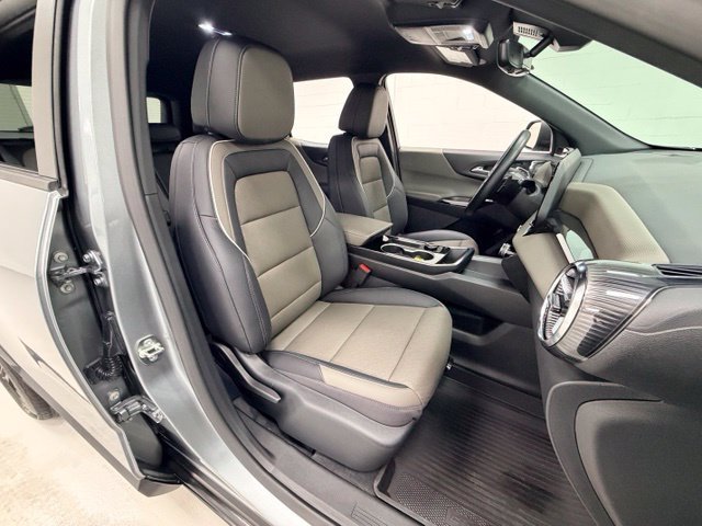 Certified 2026 Chevrolet Equinox LT w/ Convenience Package II AWD/4WD image 25