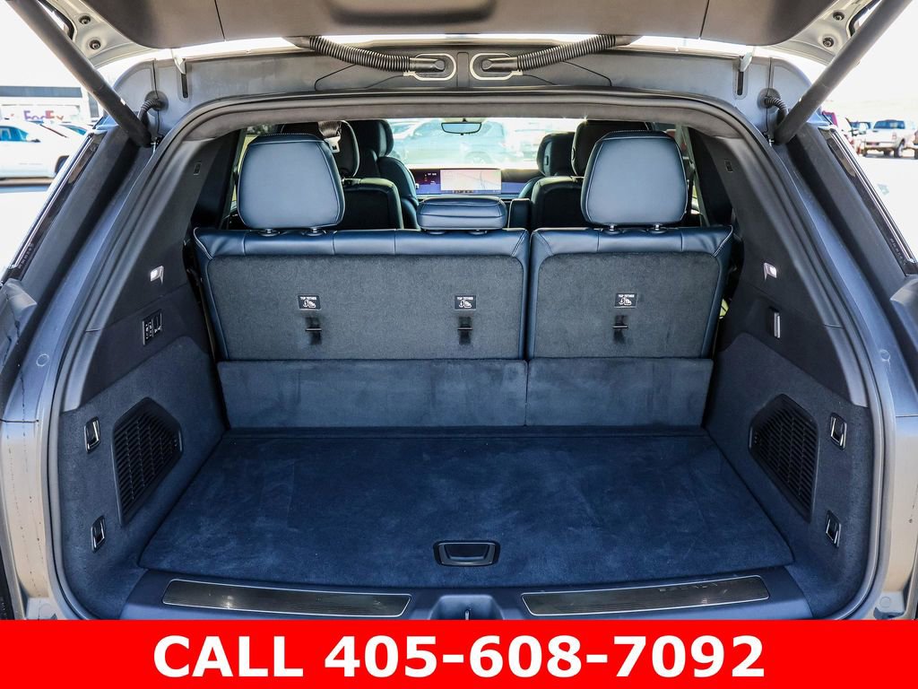 Used 2025 Cadillac Escalade IQ Sport 2 image 12