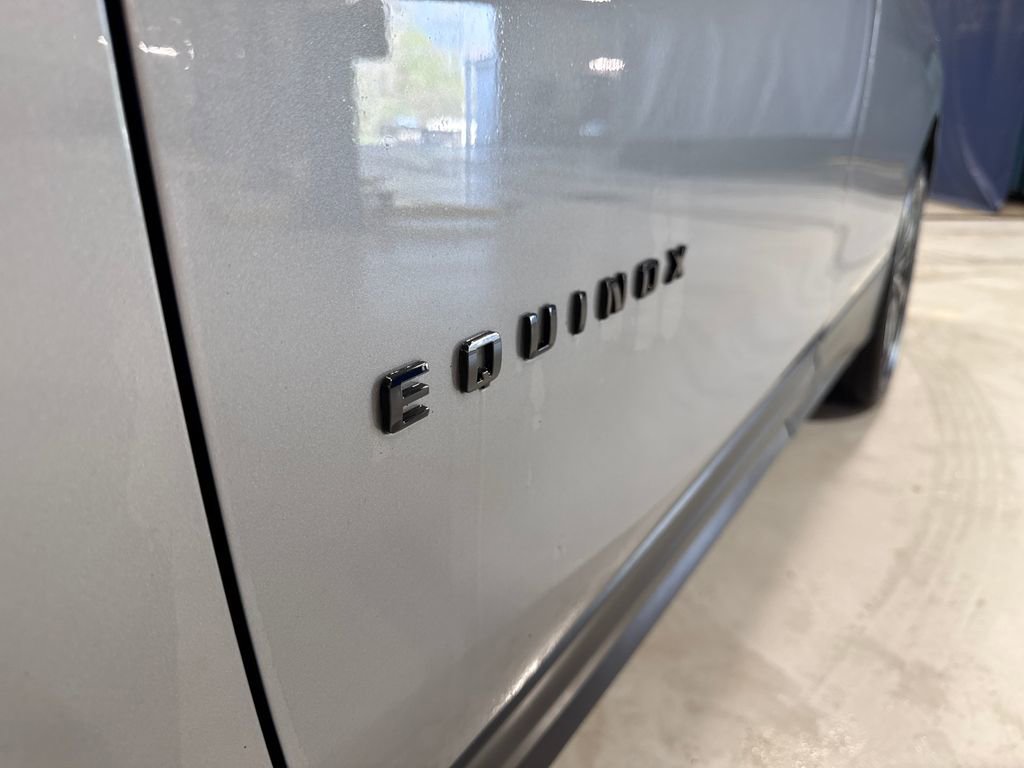 Used 2023 Chevrolet Equinox RS AWD/4WD image 55