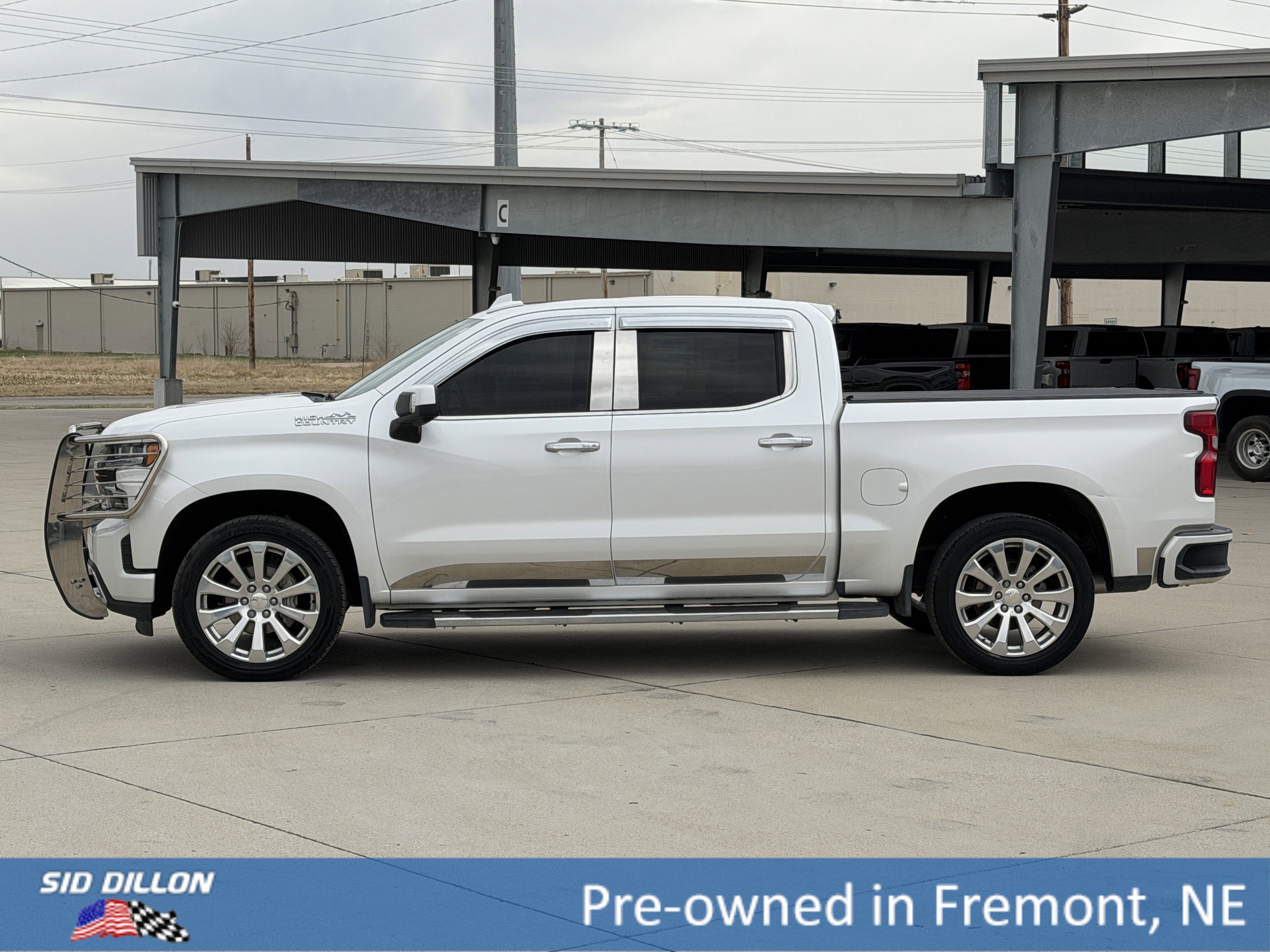 Certified 2021 Chevrolet Silverado 1500 High Country w/ Technology Package AWD/4WD image 7