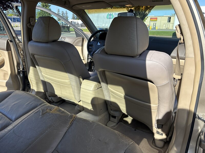 Used 2004 Honda Accord EX image 32