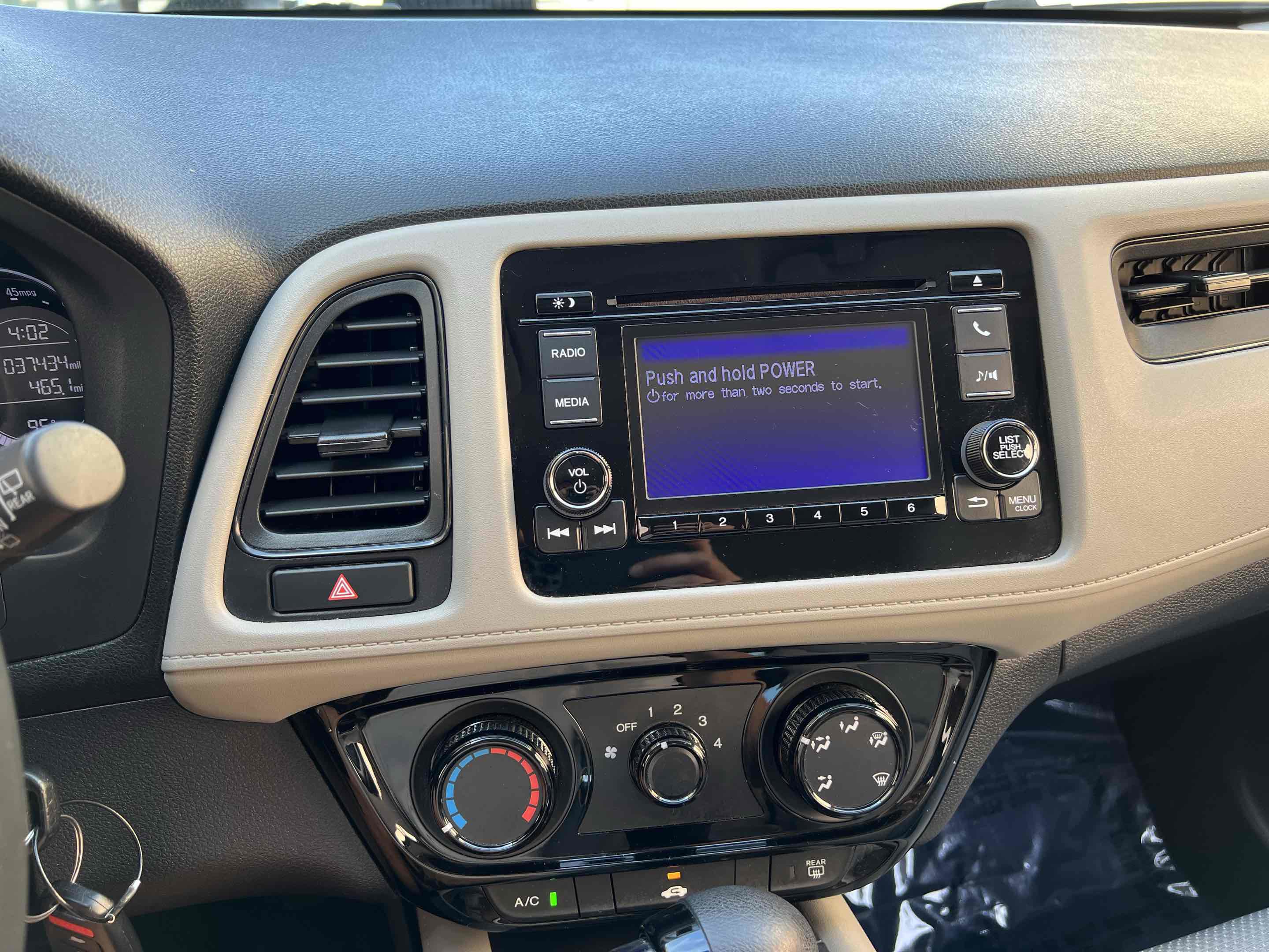 Used 2022 Honda HR-V LX image 6