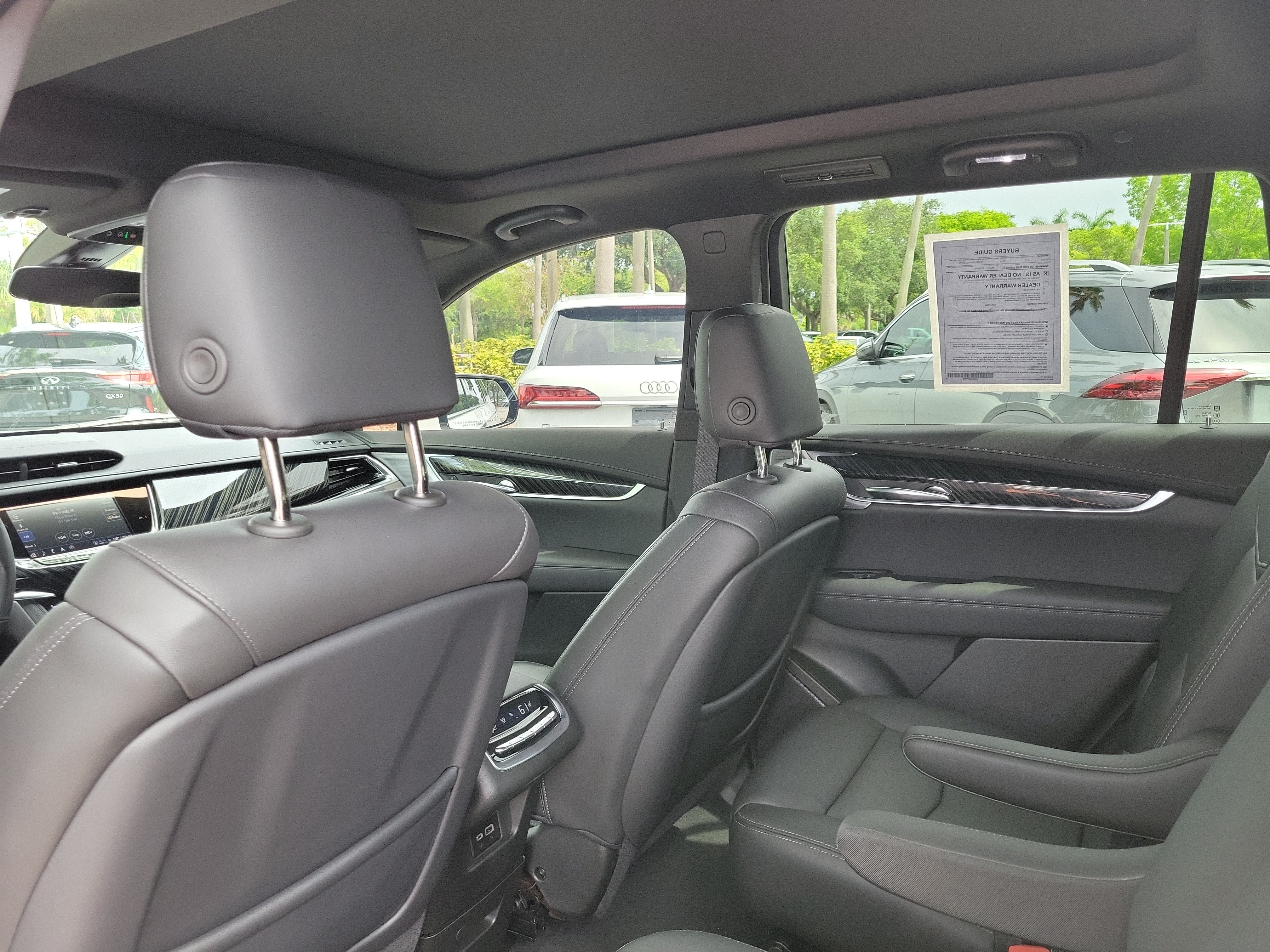 Used 2024 Cadillac XT6 Premium Luxury FWD image 13