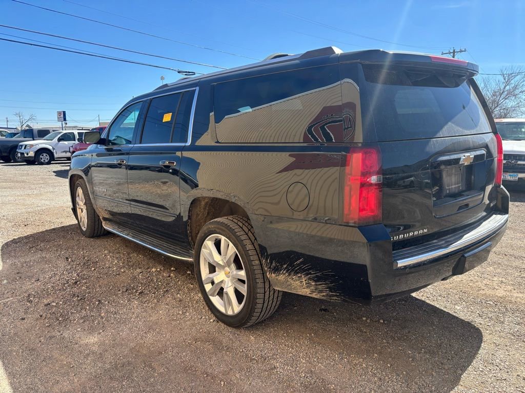 Used 2017 Chevrolet Suburban Premier image 6