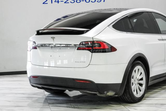 Used 2020 Tesla Model X Long Range AWD/4WD image 12