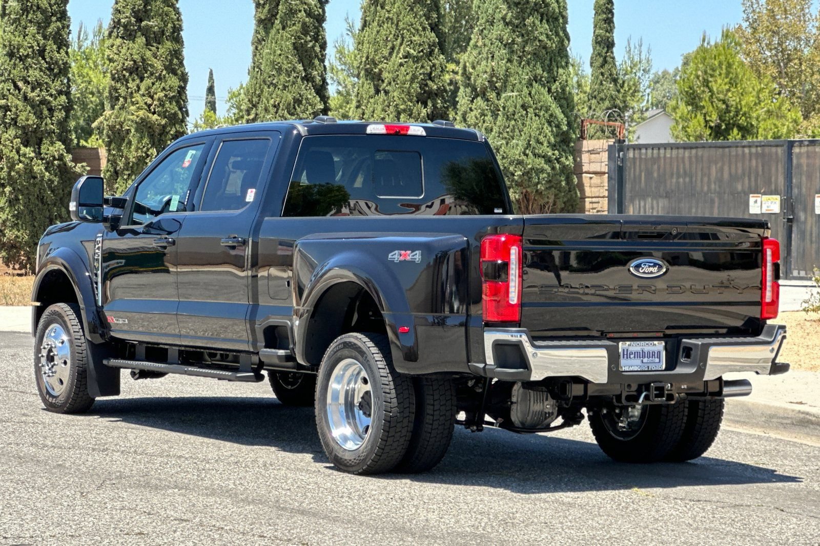 New 2026 Ford F450 Lariat w/ Lariat Premium Package AWD/4WD image 6