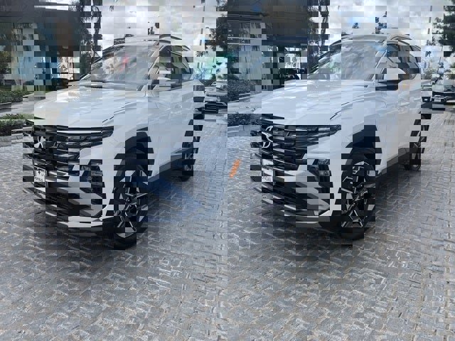 New 2026 Hyundai Tucson SEL image 1
