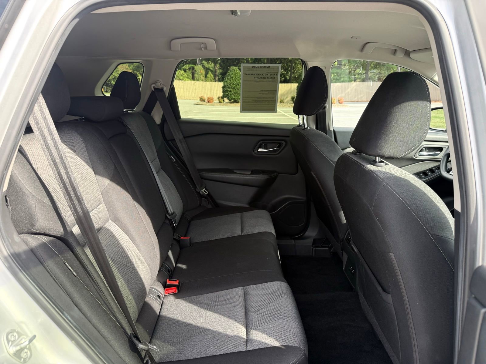 Used 2024 Nissan Rogue SV image 17