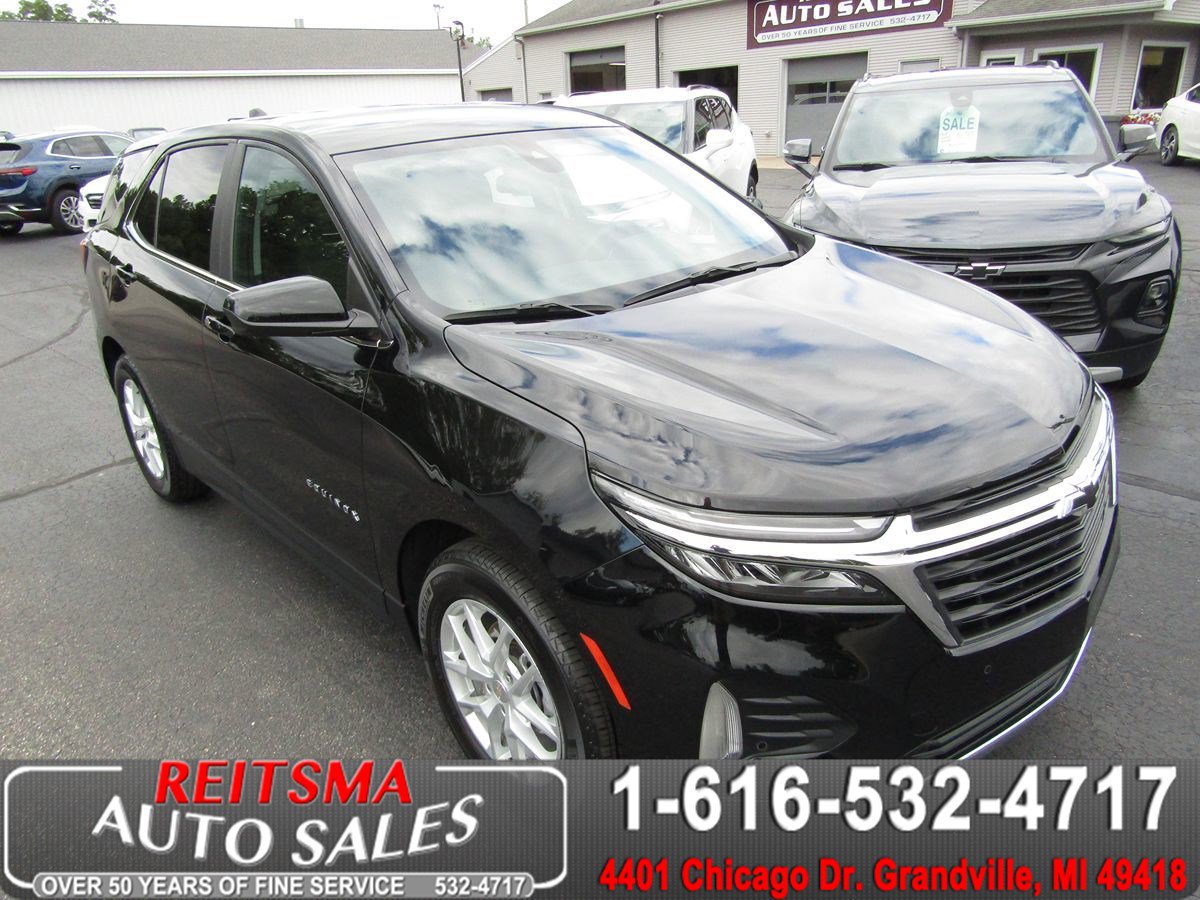 Used 2023 Chevrolet Equinox LT image 1